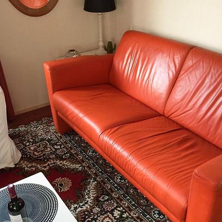 2 Bedroom Awesome Home In Tzummarum Екстер'єр фото